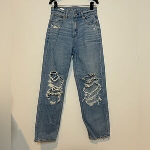 American Eagle Outfitters Light Blue Distressed Boyfriend Jeans